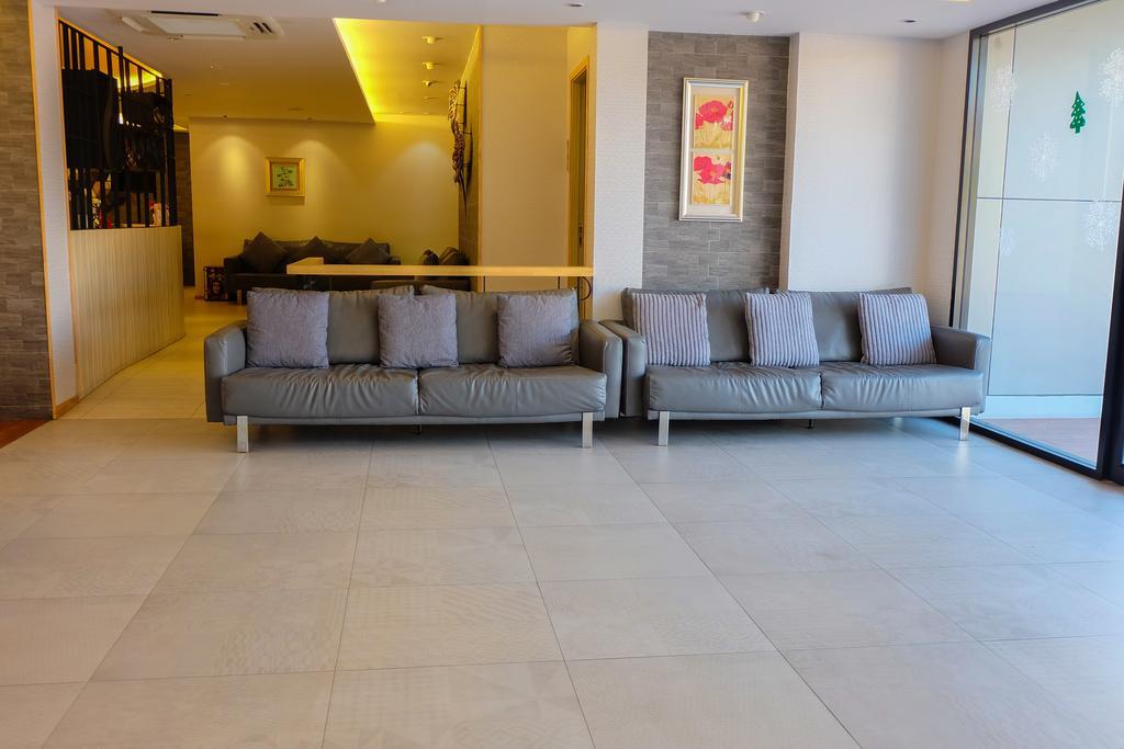 Baron Residence Bangkok Exterior photo